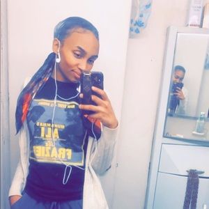 Meet your Posher, Priscilla